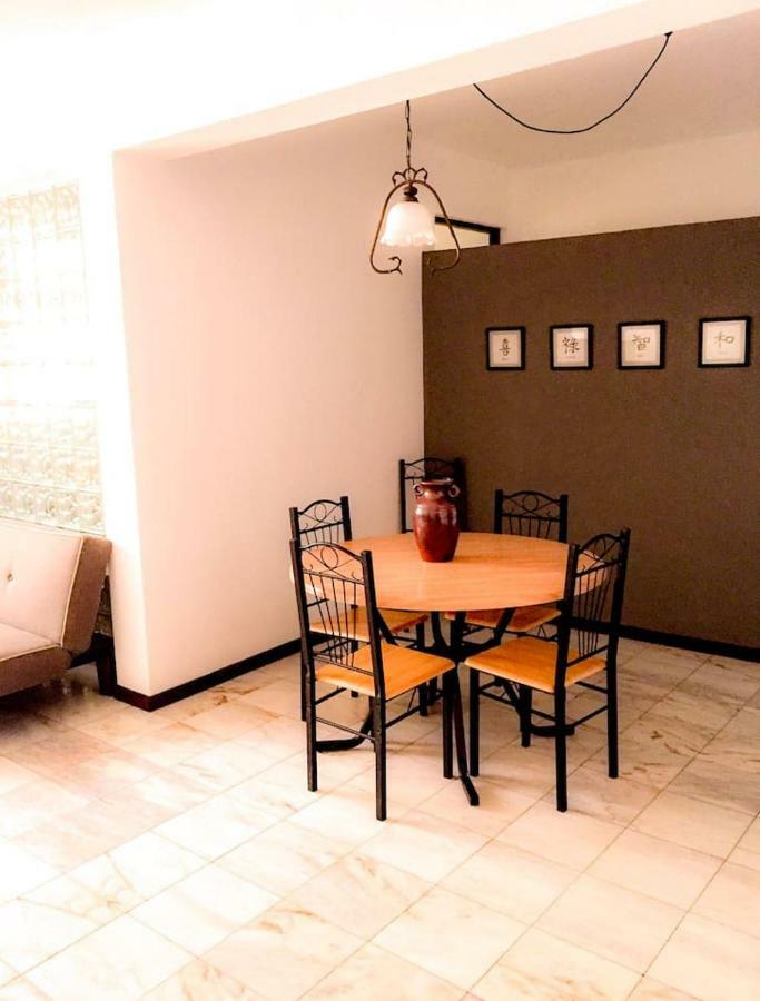 Fully Equipped 3-Bedroom Apt In Downtown Praia Kültér fotó